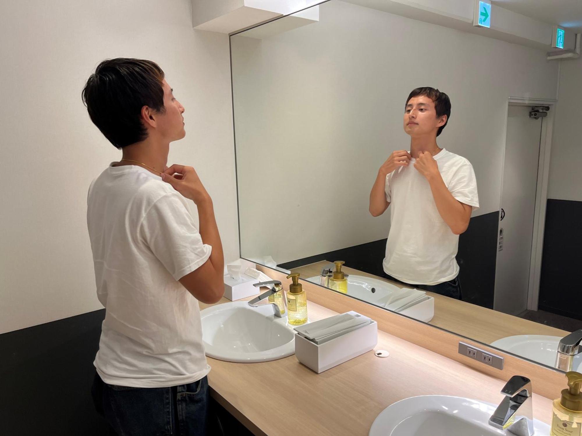 White Hostel Shinsaibashi Осака Екстер'єр фото