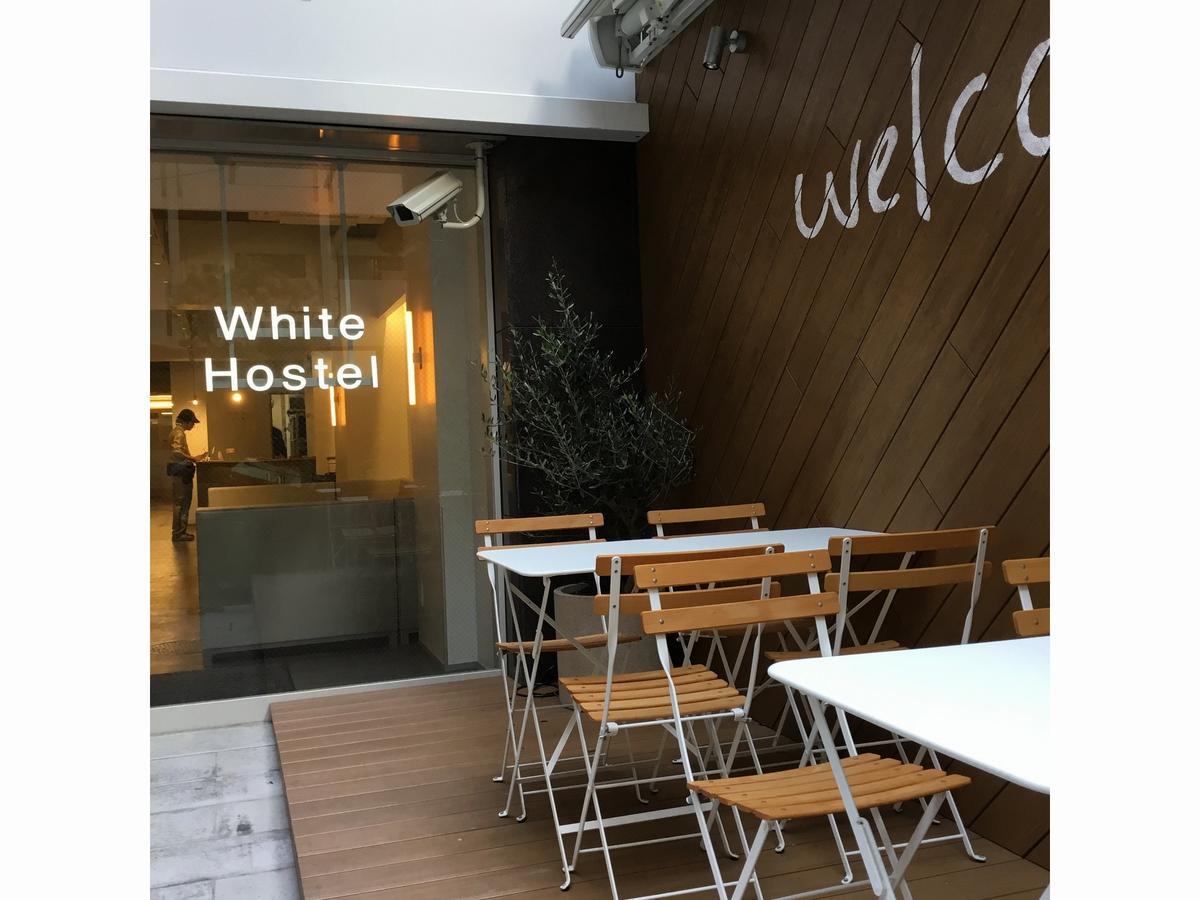 White Hostel Shinsaibashi Осака Екстер'єр фото